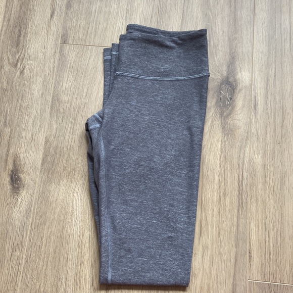 Lululemon wonder unders size 6 - Picture 5 of 5